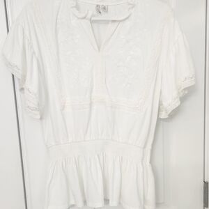 Cotton Ruffle Embroidered Women's Shirt Medium Cato White/Off White